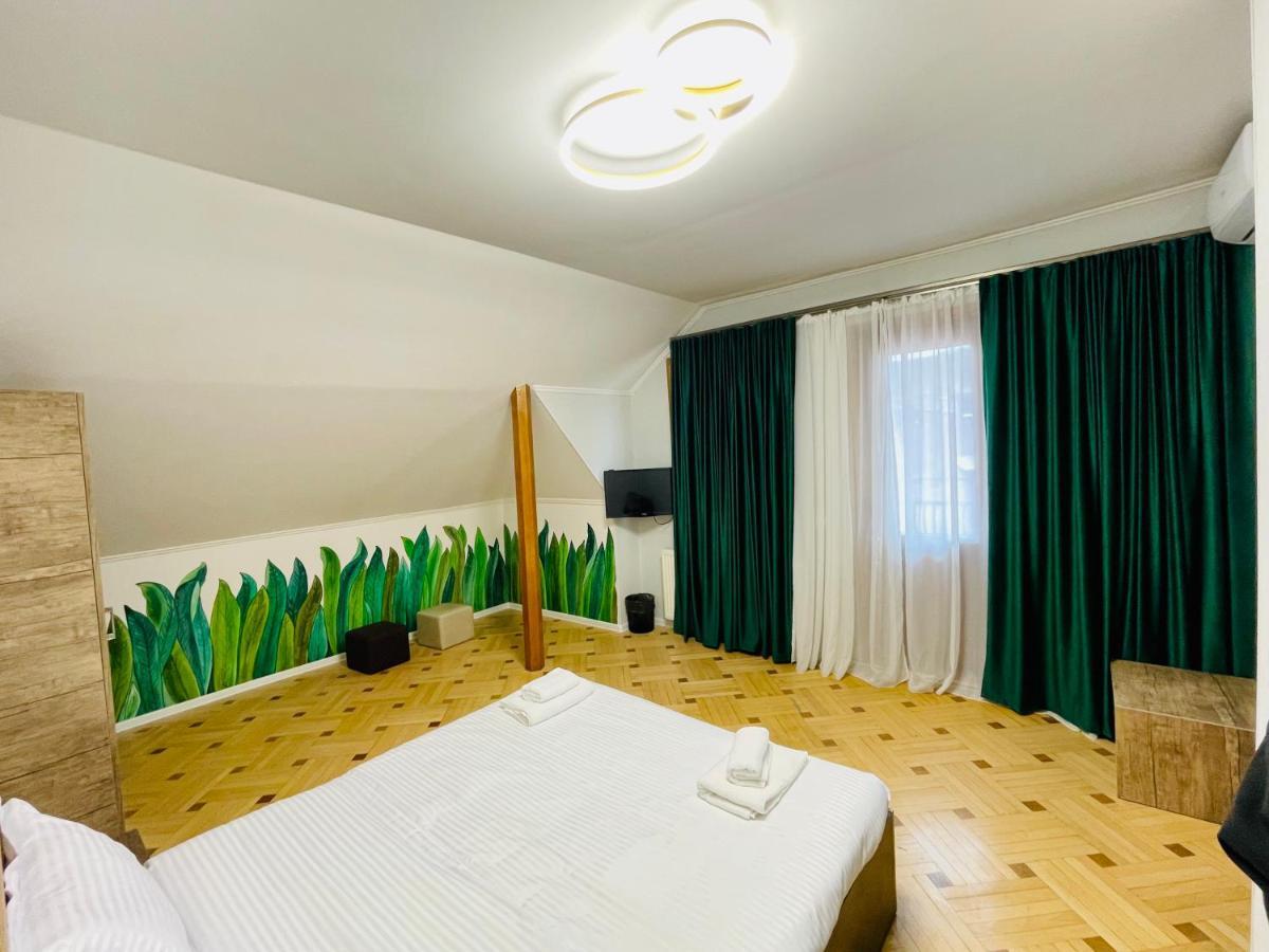 Quality Inn Tbilisi Luaran gambar