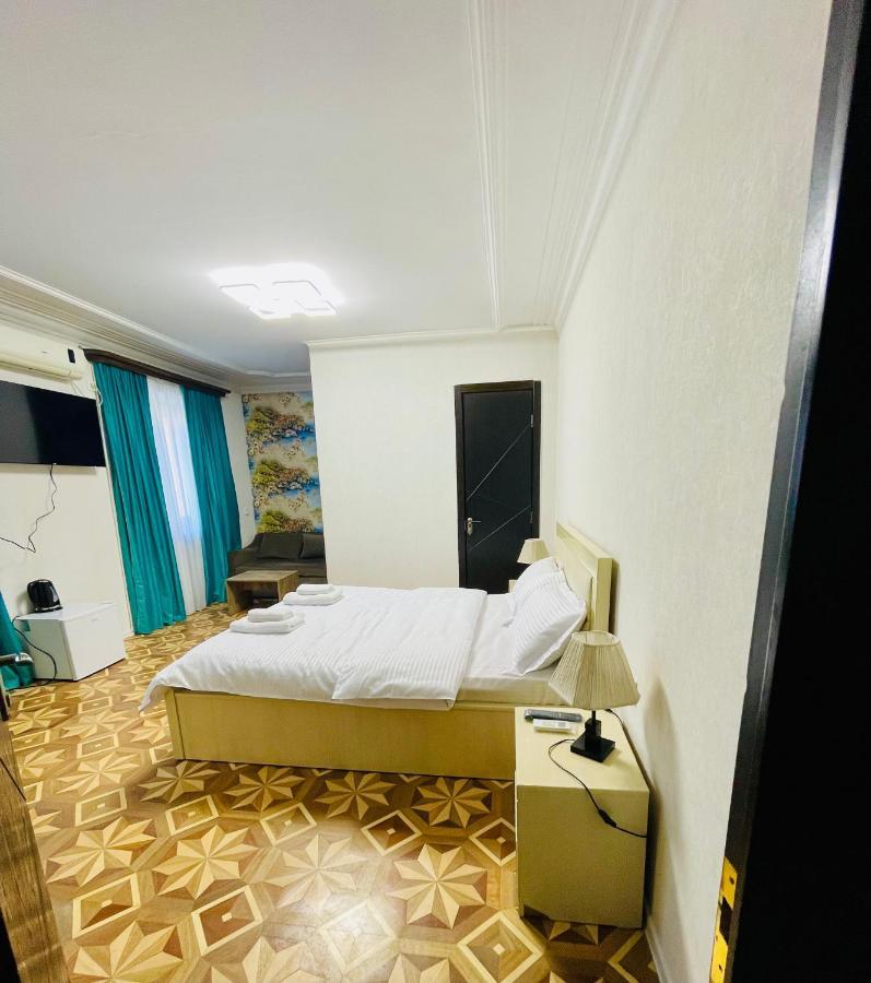 Quality Inn Tbilisi Luaran gambar