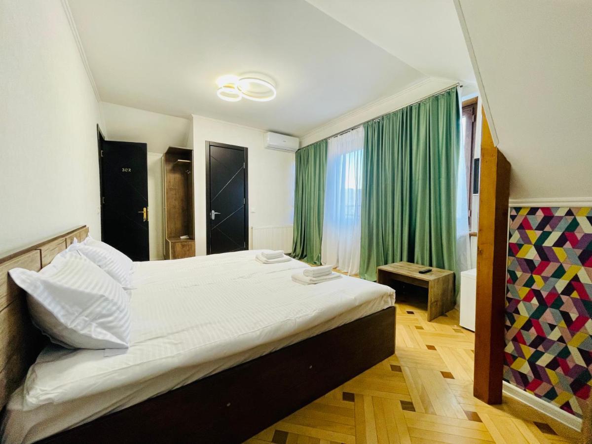Quality Inn Tbilisi Luaran gambar