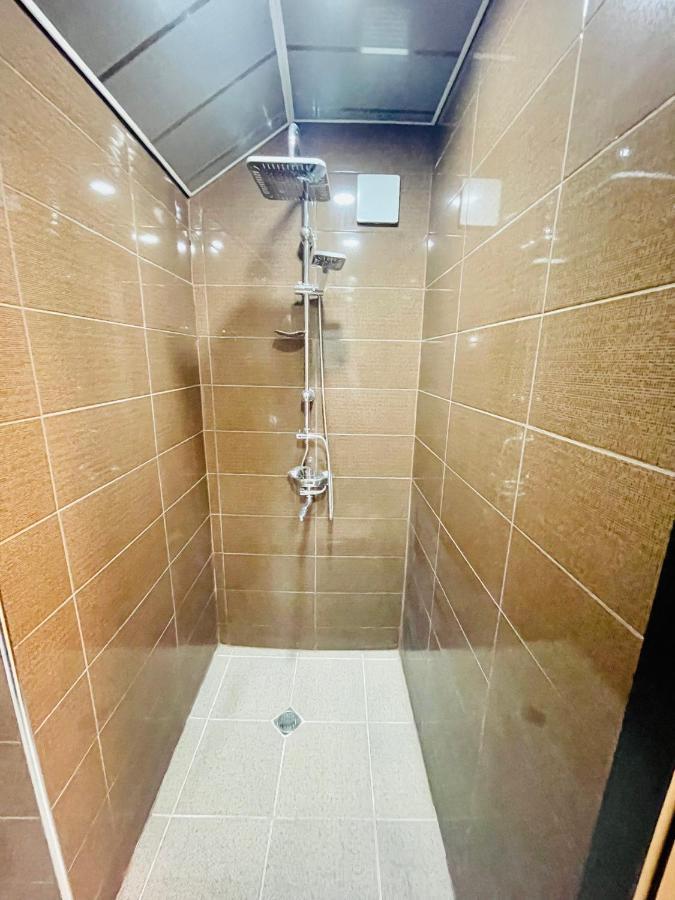 Quality Inn Tbilisi Luaran gambar